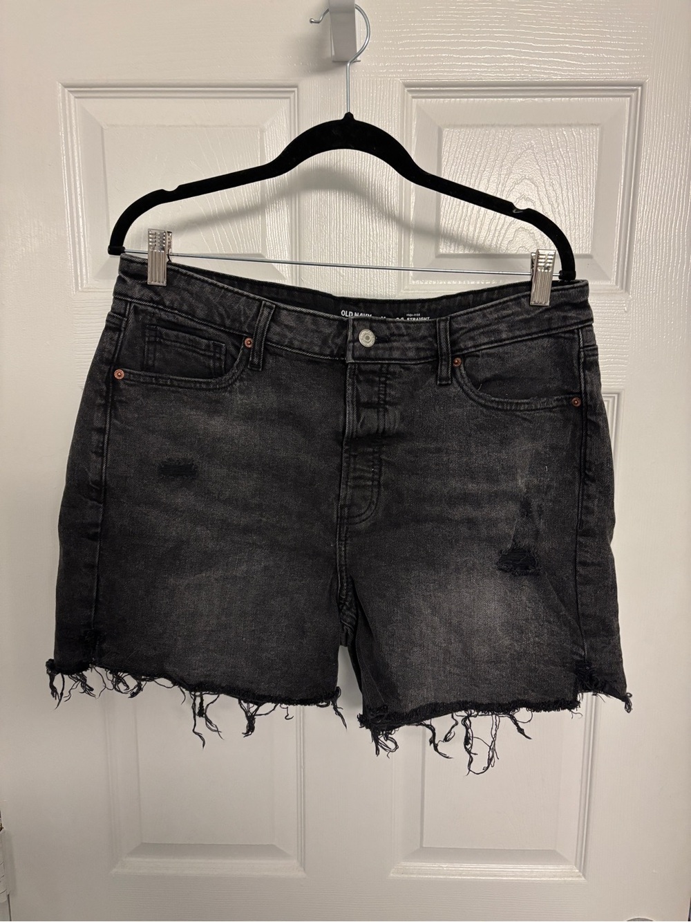 Old Navy Washed Black Frayed Hem Denim Shorts - Women